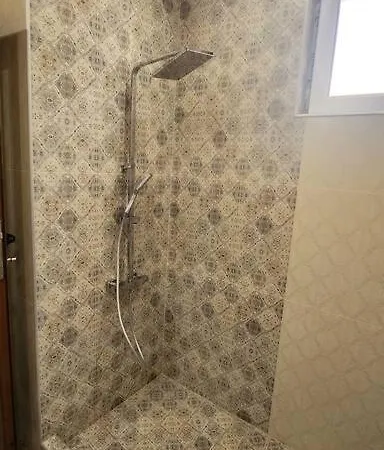 Budget Overnight- Struma Highway *