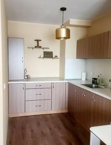 Daire Budget Overnight- Struma Highway